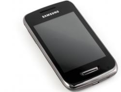 Смартфон Samsung Wave Y на базе ОС bada 2